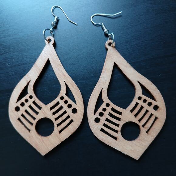 Laser cut wood dangle earrings 3.5" L x 3" W fish hook lightweight teardrop boho - Picture 1 of 8